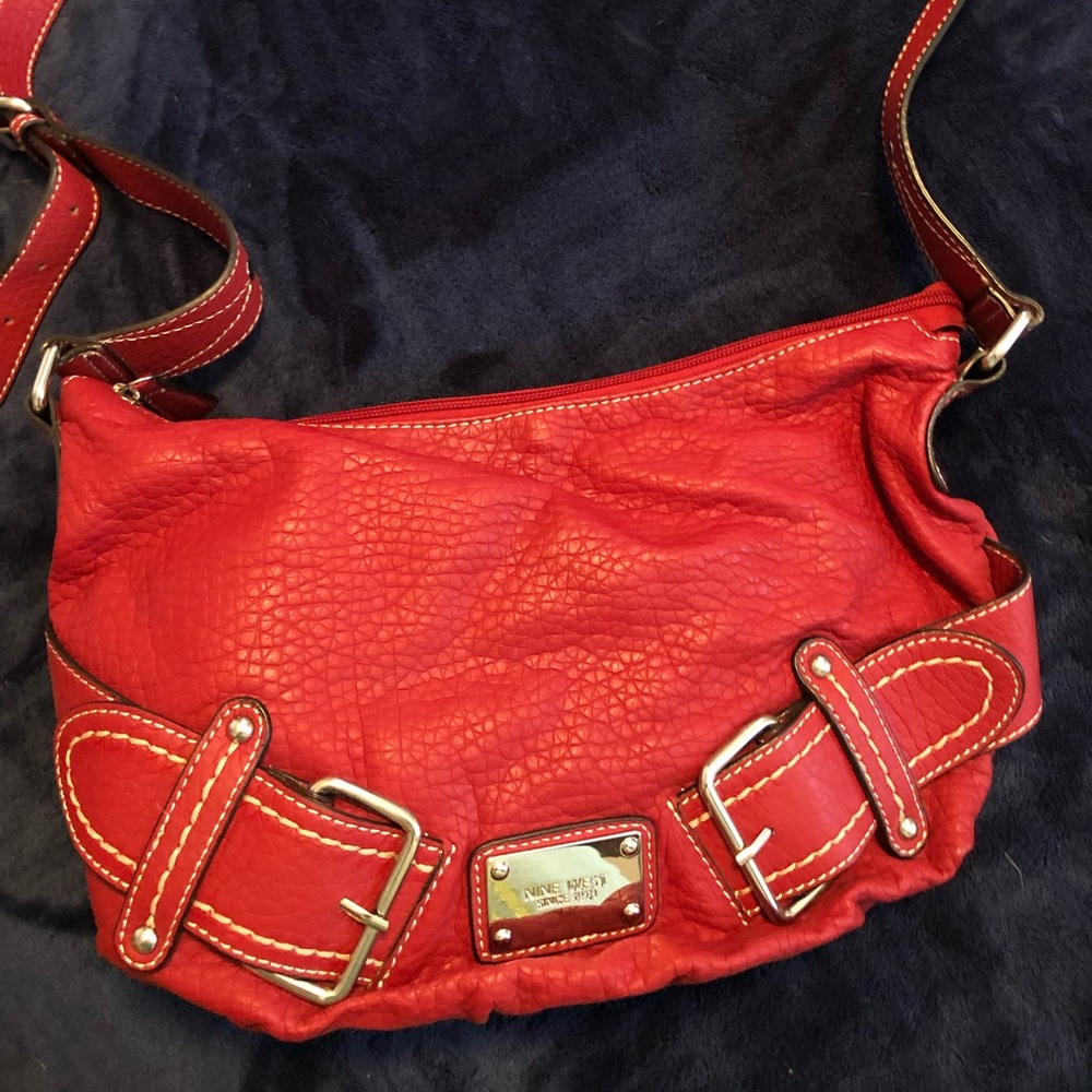 Nine West red purse 👛